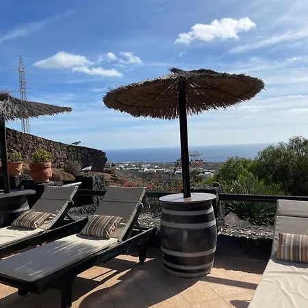 Castillo Lanzarote Winni - Luxury - Pet Friendly With Heated Pool Tatil Evi *