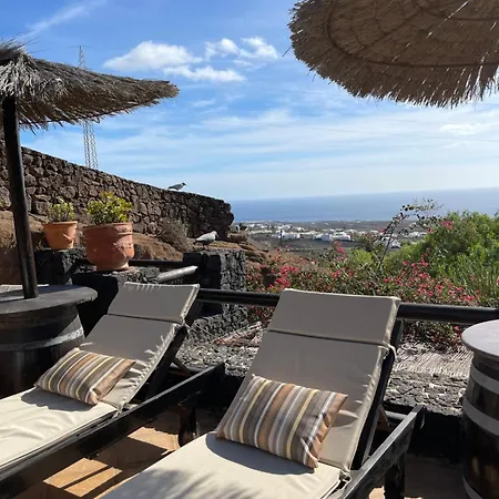 Castillo Lanzarote Winni - Luxury - Pet Friendly With Heated Pool *