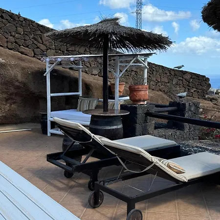 Tatil Evi Castillo Lanzarote Winni - Luxury - Pet Friendly With Heated Pool