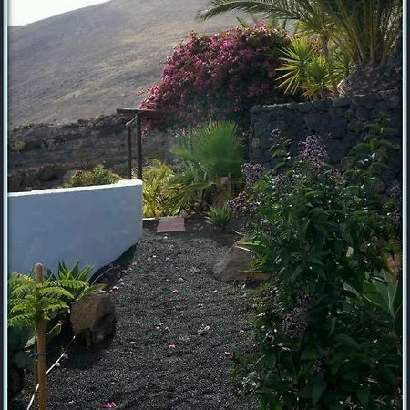 Casa de Férias Castillo Lanzarote Winni - Luxury - Pet Friendly With Heated Pool *