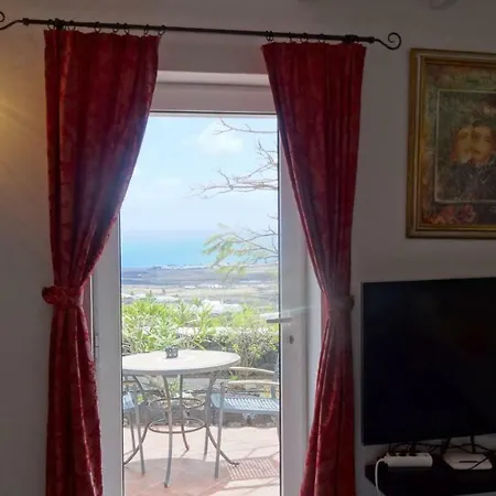 Castillo Lanzarote Winni - Luxury - Pet Friendly With Heated Pool Tatil Evi *