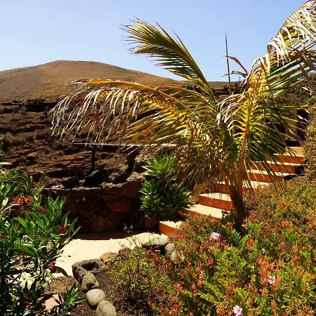 Casa de Férias Castillo Lanzarote Winni - Luxury - Pet Friendly With Heated Pool *